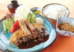 味噌カツ定食